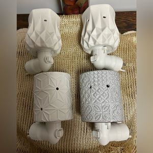 Donated!! Scentsy Mini Warmer Holiday Bonanza!